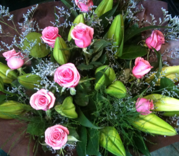 Perfumed Misty Pink  Flower Bouquet.